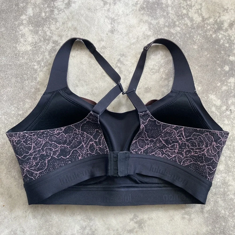 Lululemon Fine Form Bra Womens Size 34C Lacescape Spanish Rose Athletic